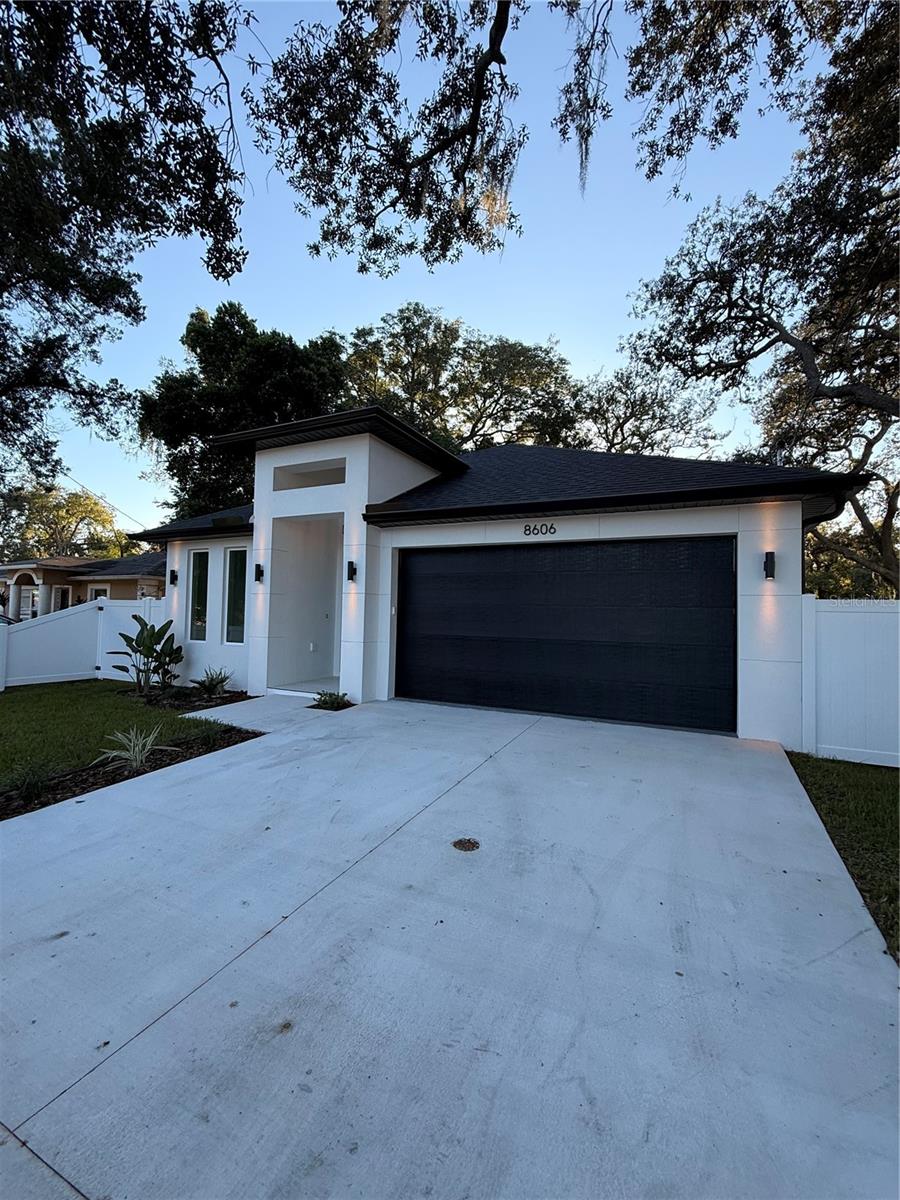 Photo of 8606 N Alaska Street, Tampa, FL 33604 (MLS # TB8557047)