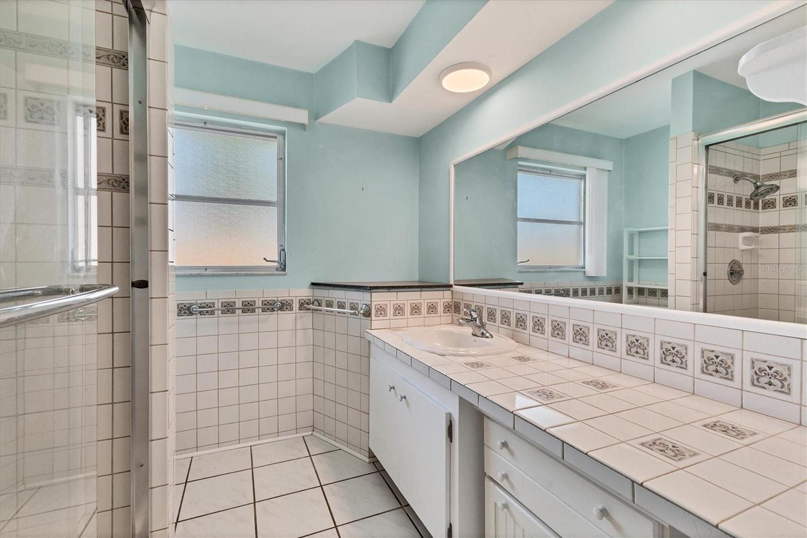 VENICE GARDENS - Residential