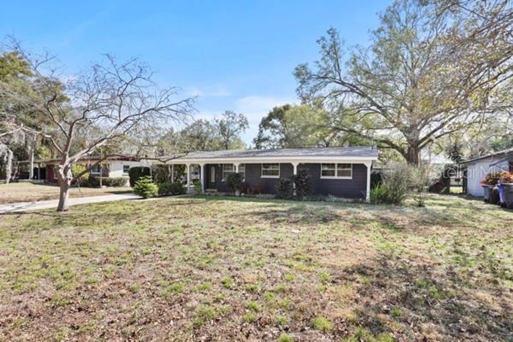 Photo of 1708 Pond Lake Drive, Tampa, FL 33612 (MLS # TB8477089)