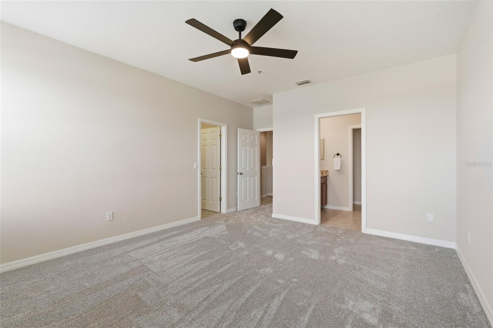 BRADFORD MANOR TWNHMS - Residential