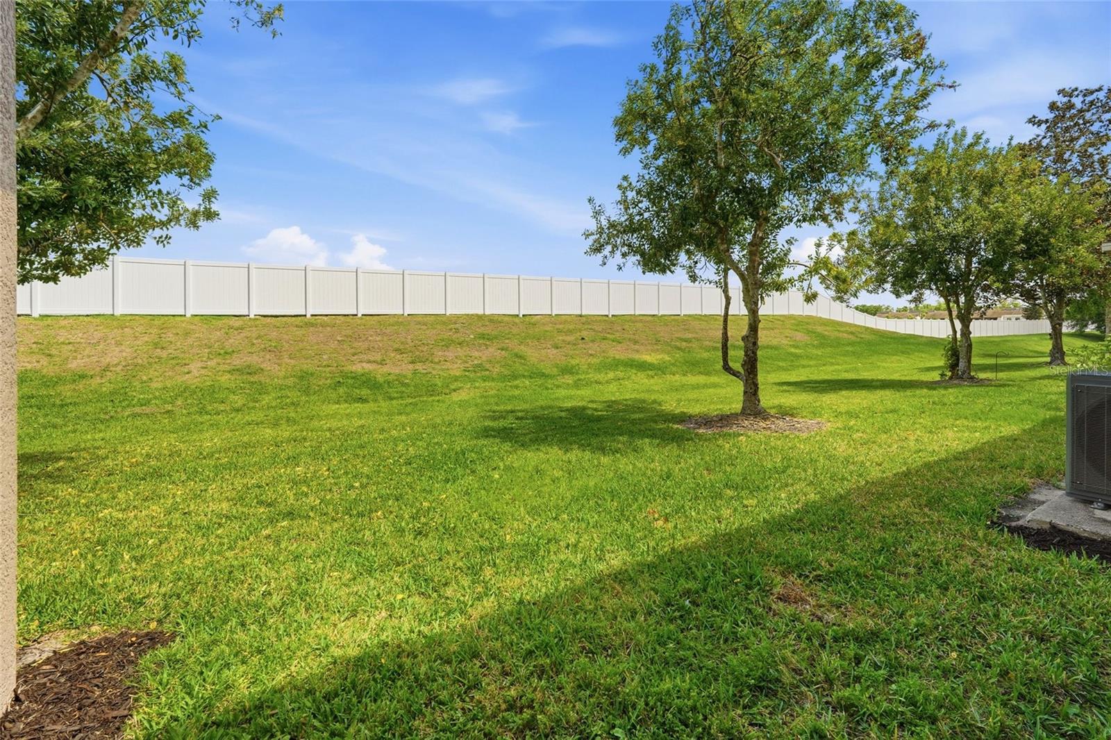 BRADFORD MANOR TWNHMS - Residential