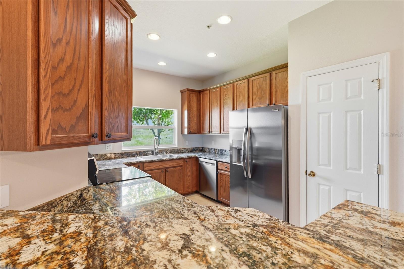 BRADFORD MANOR TWNHMS - Residential