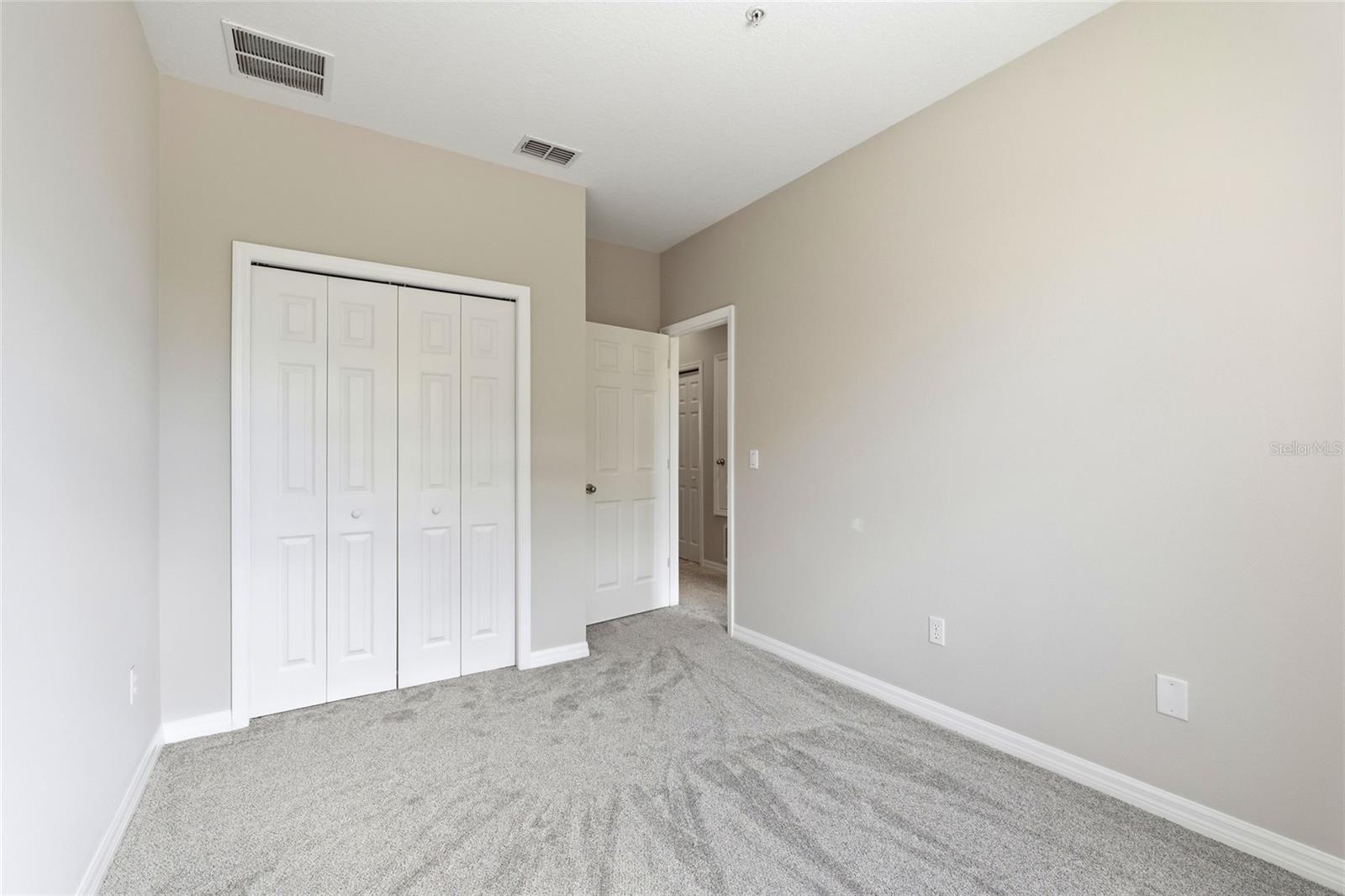 BRADFORD MANOR TWNHMS - Residential