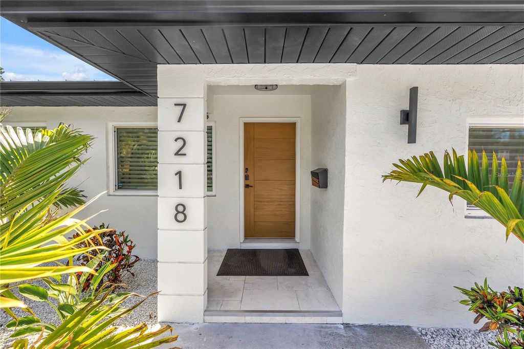 Photo of 7218 Park Street S, St Petersburg, FL 33707 (MLS # TB8497763)