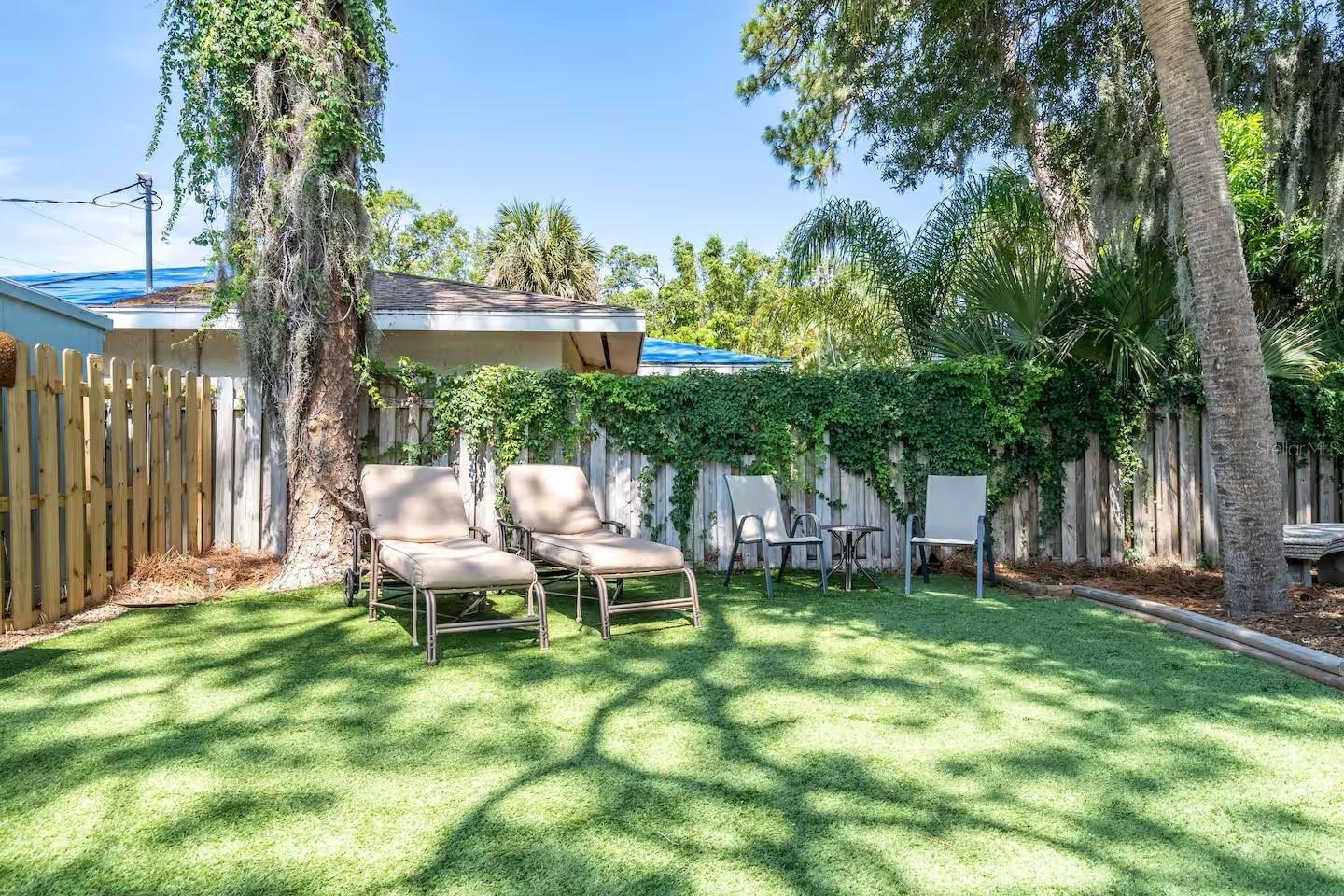 LOT 15 BLK B REV PLAT OF VALENCIA TERRACE - Residential Lease