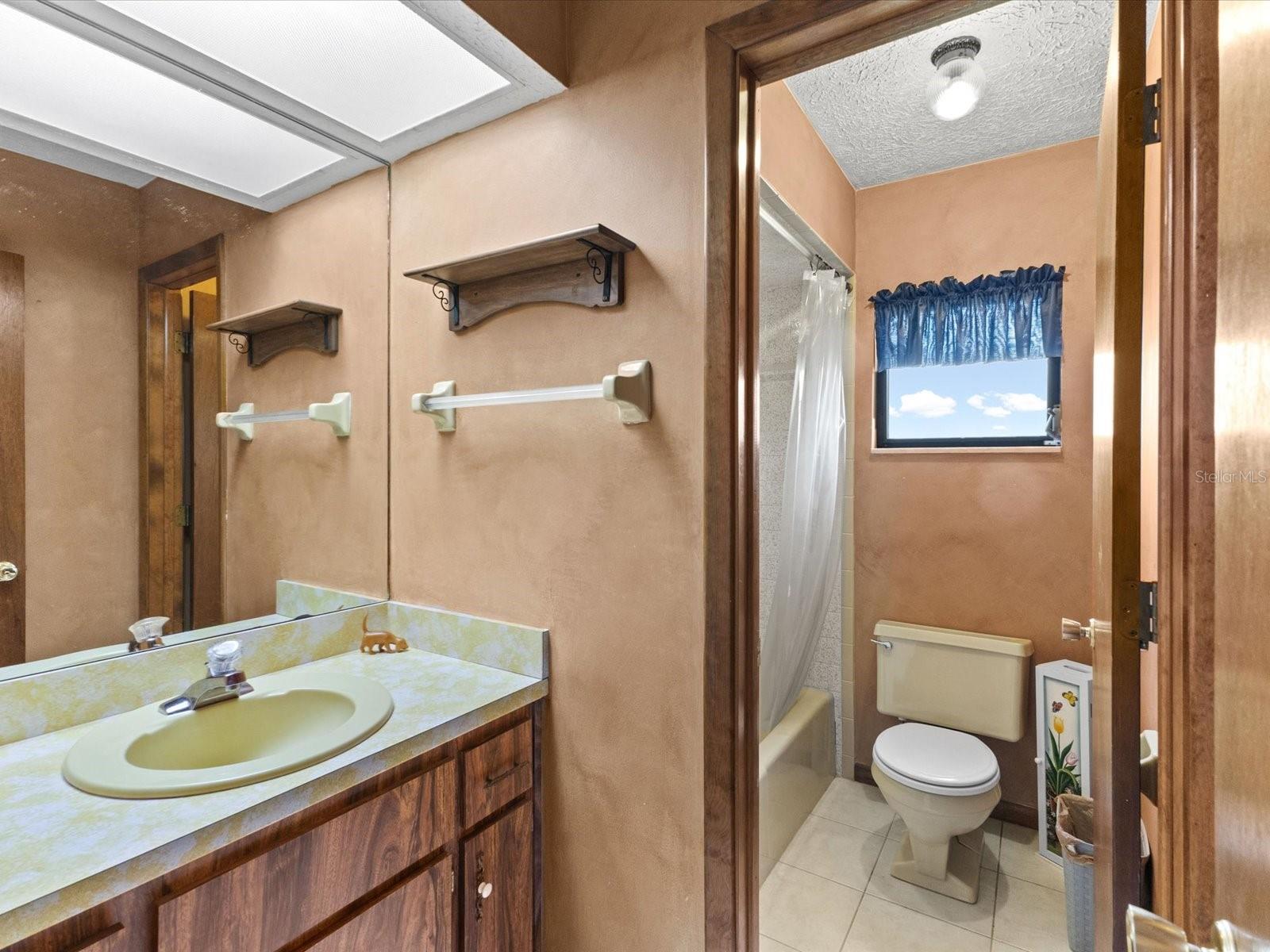 HIDDEN LAKE ESTATES - Residential