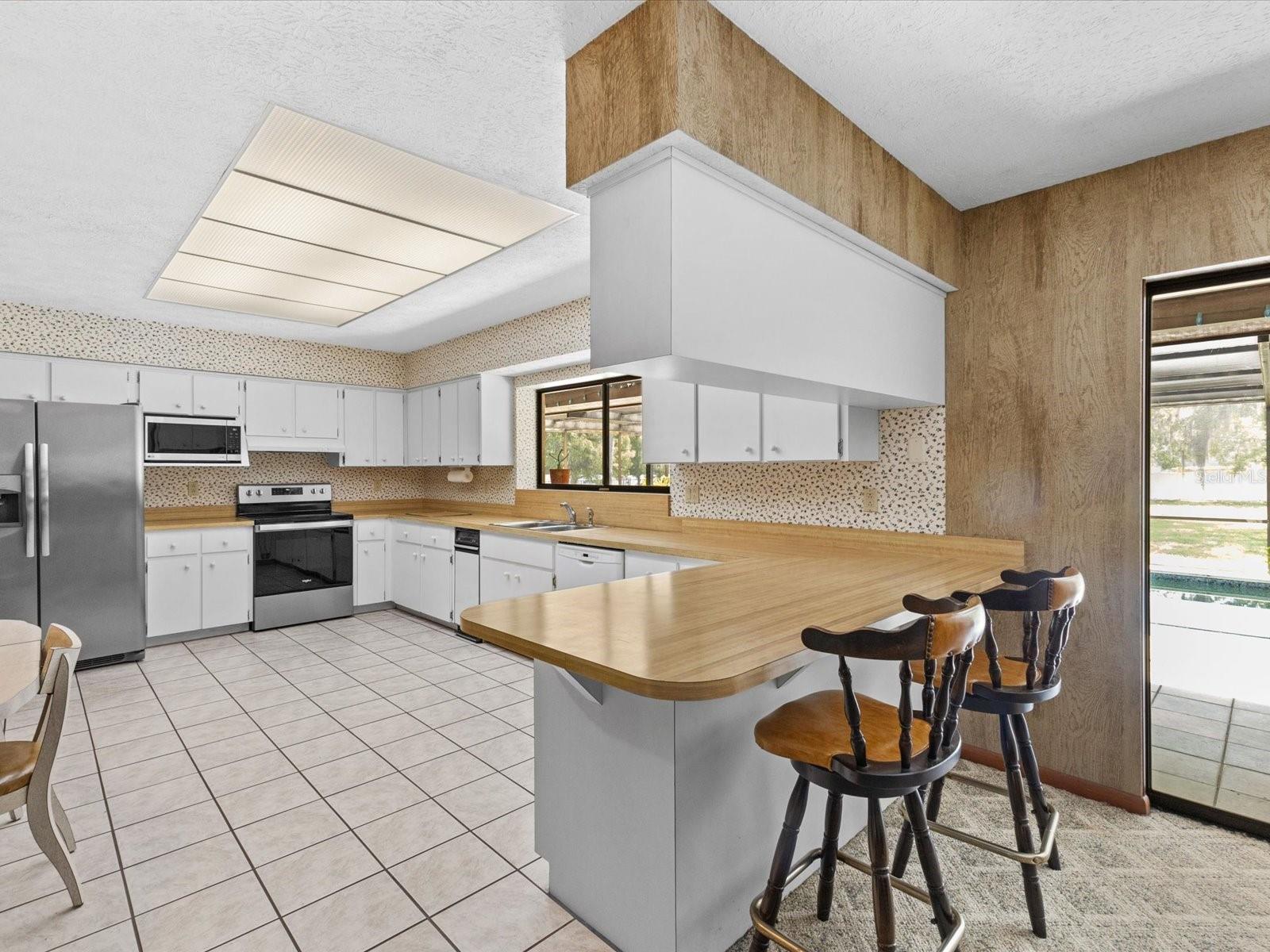 HIDDEN LAKE ESTATES - Residential