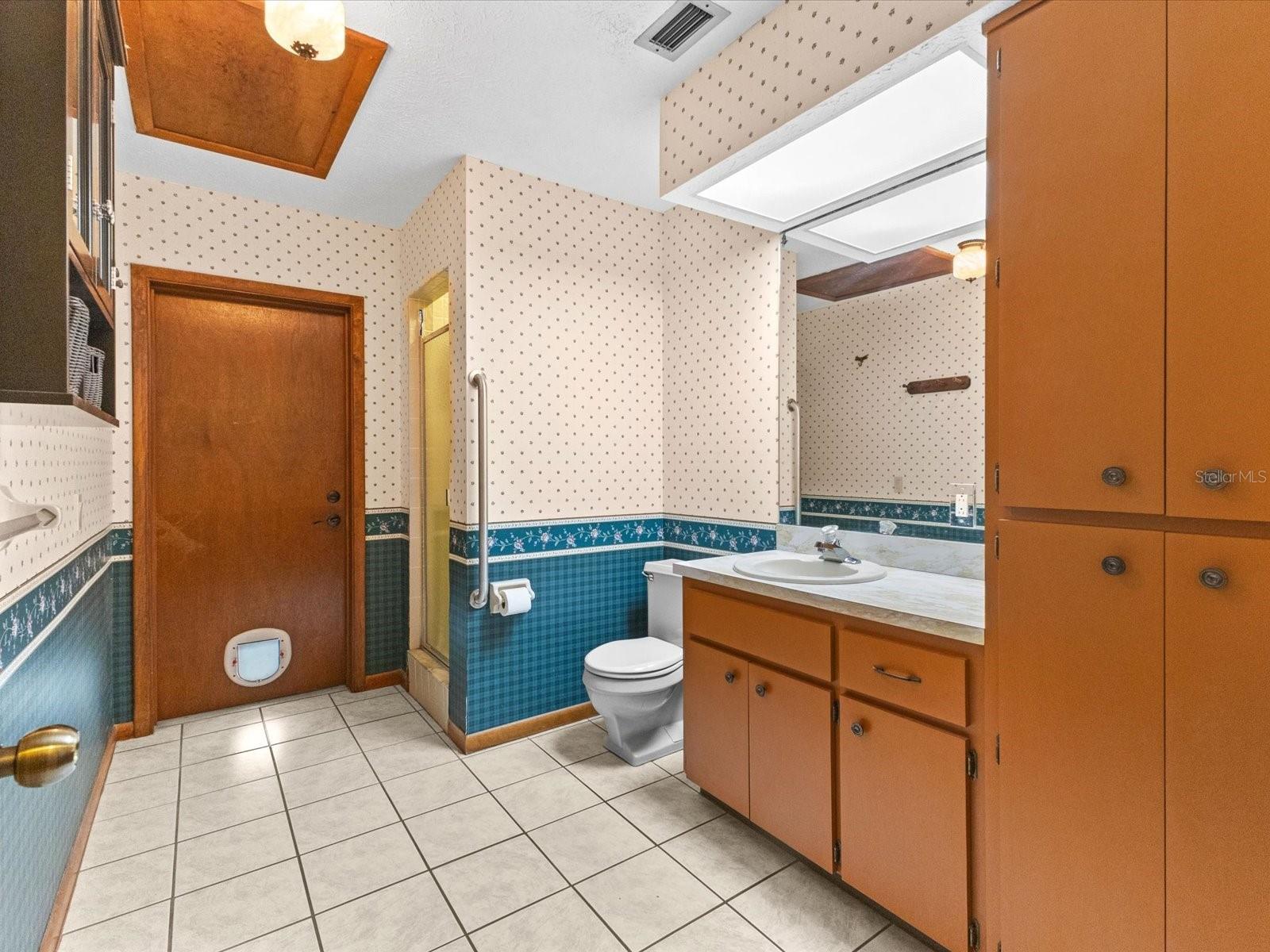 HIDDEN LAKE ESTATES - Residential