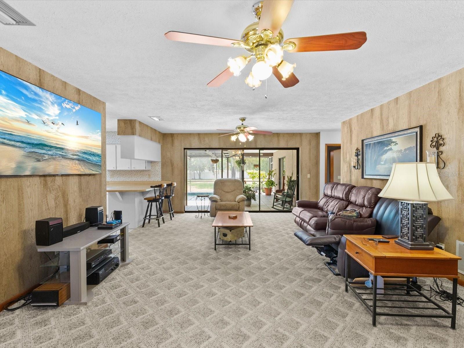 HIDDEN LAKE ESTATES - Residential