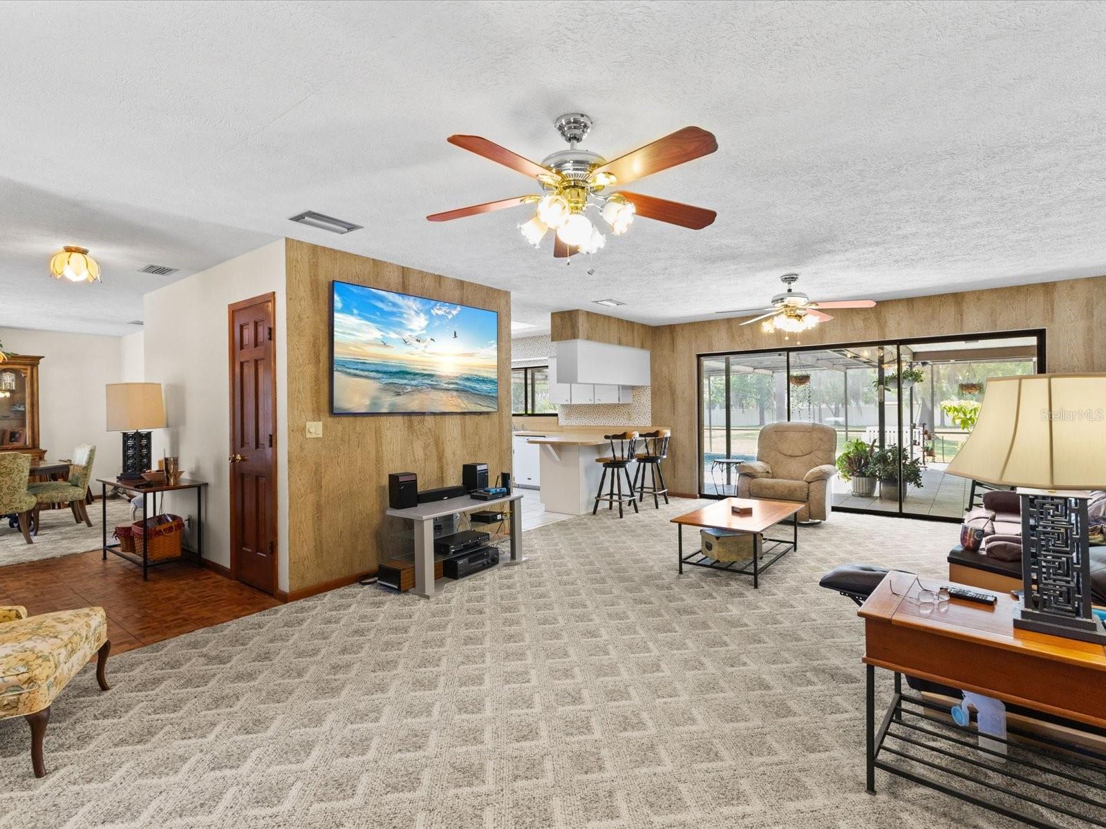 HIDDEN LAKE ESTATES - Residential