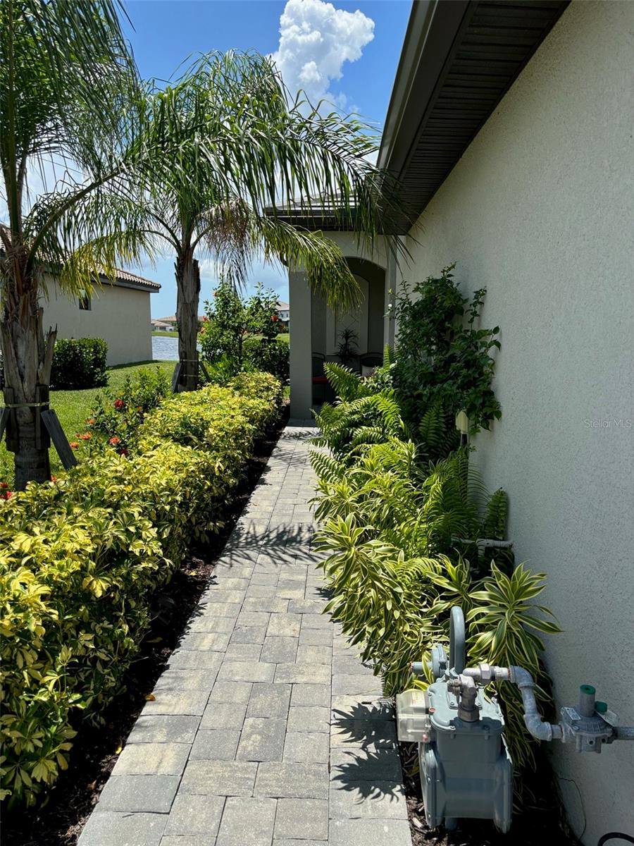 LORRAINE LAKES PH IIA - Residential Lease