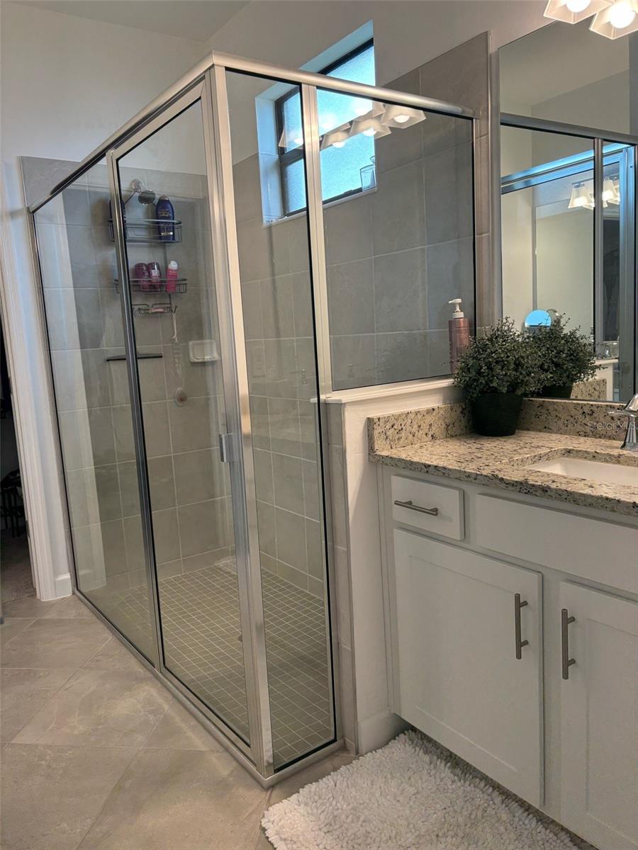 LORRAINE LAKES PH IIA - Residential Lease