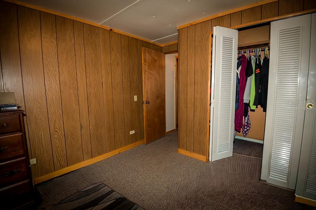 INTERLACHEN LAKES ESTATES - Residential