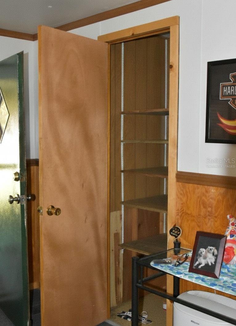 INTERLACHEN LAKES ESTATES - Residential