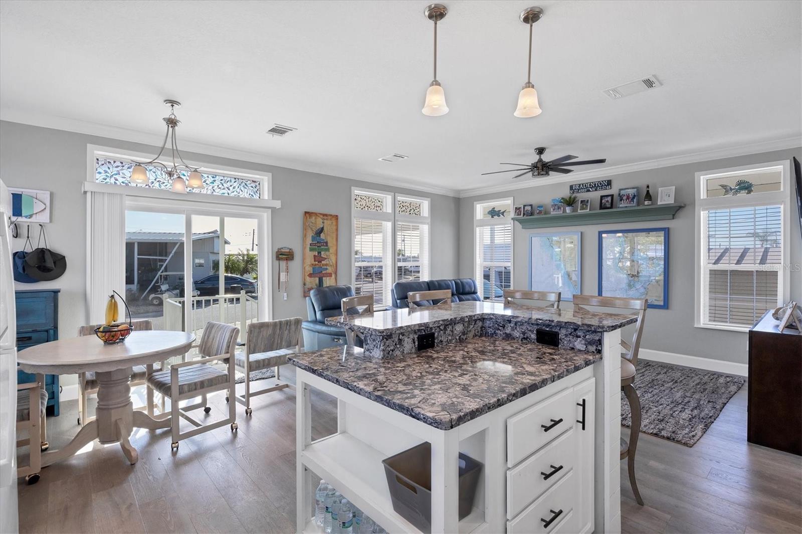 TRAILER ESTATES - Residential