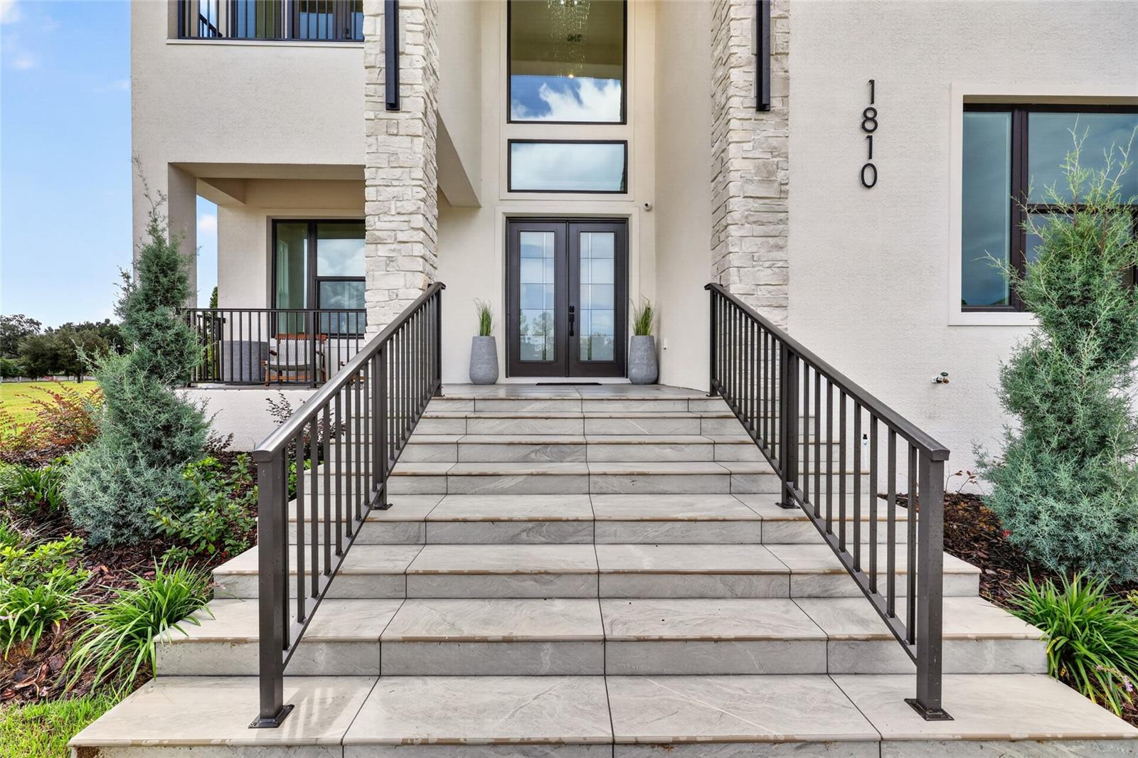 1810 SE 21ST PLACE