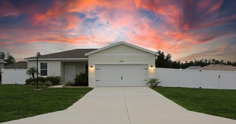 Photo of 4043 SW 156th Place, Ocala, FL 34473 (MLS # TB8405342) Photo of 4043 SW 156th Place, Ocala, FL 34473 (MLS # TB8405342)