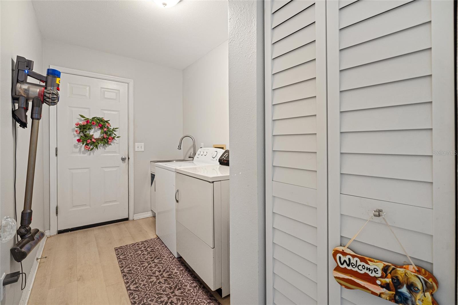 LADY LAKE ORANGE BLOSSOM GARDENS UNIT 17A - Residential