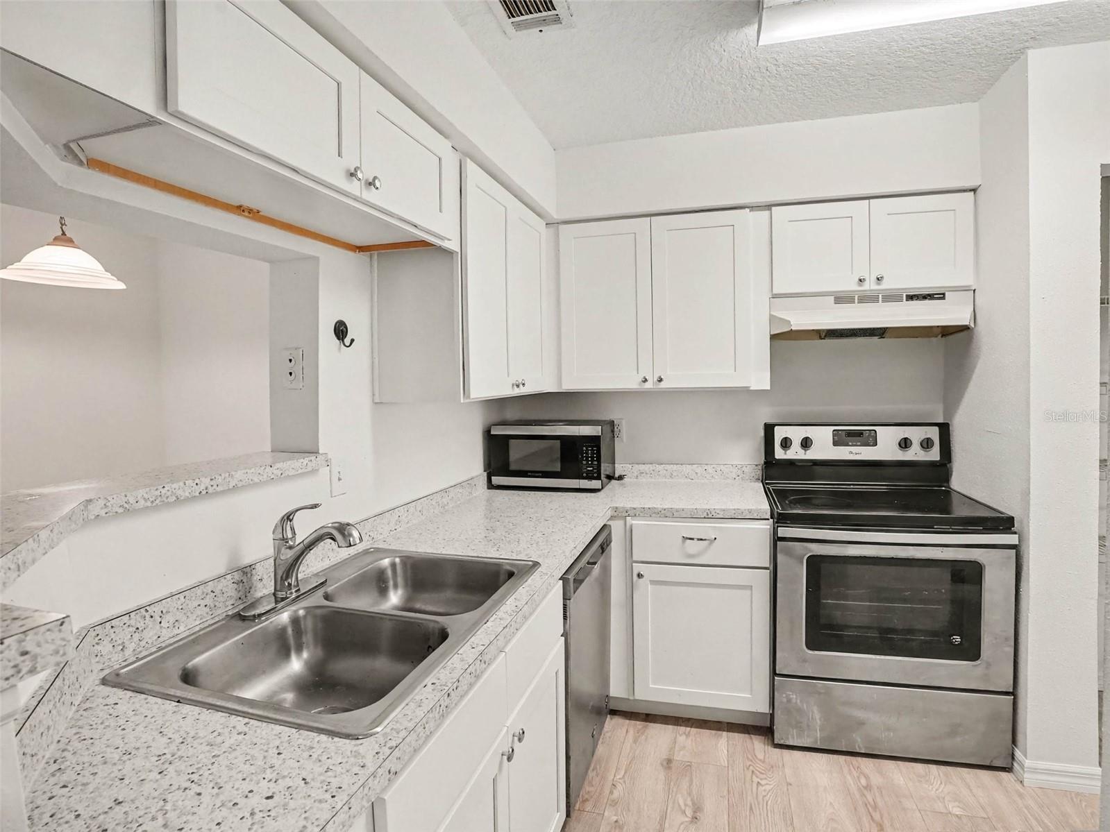 199 AFTON SQUARE 108