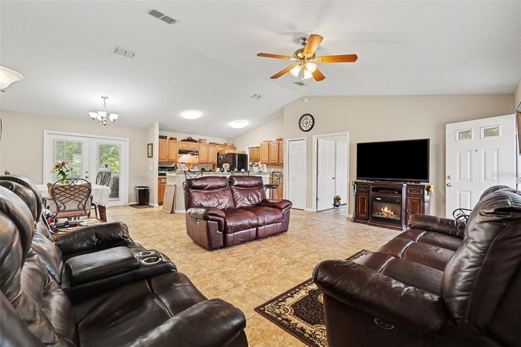 Photo of 3147 Sydney Dover Road, Dover, FL 33527 (MLS # TB8500550)