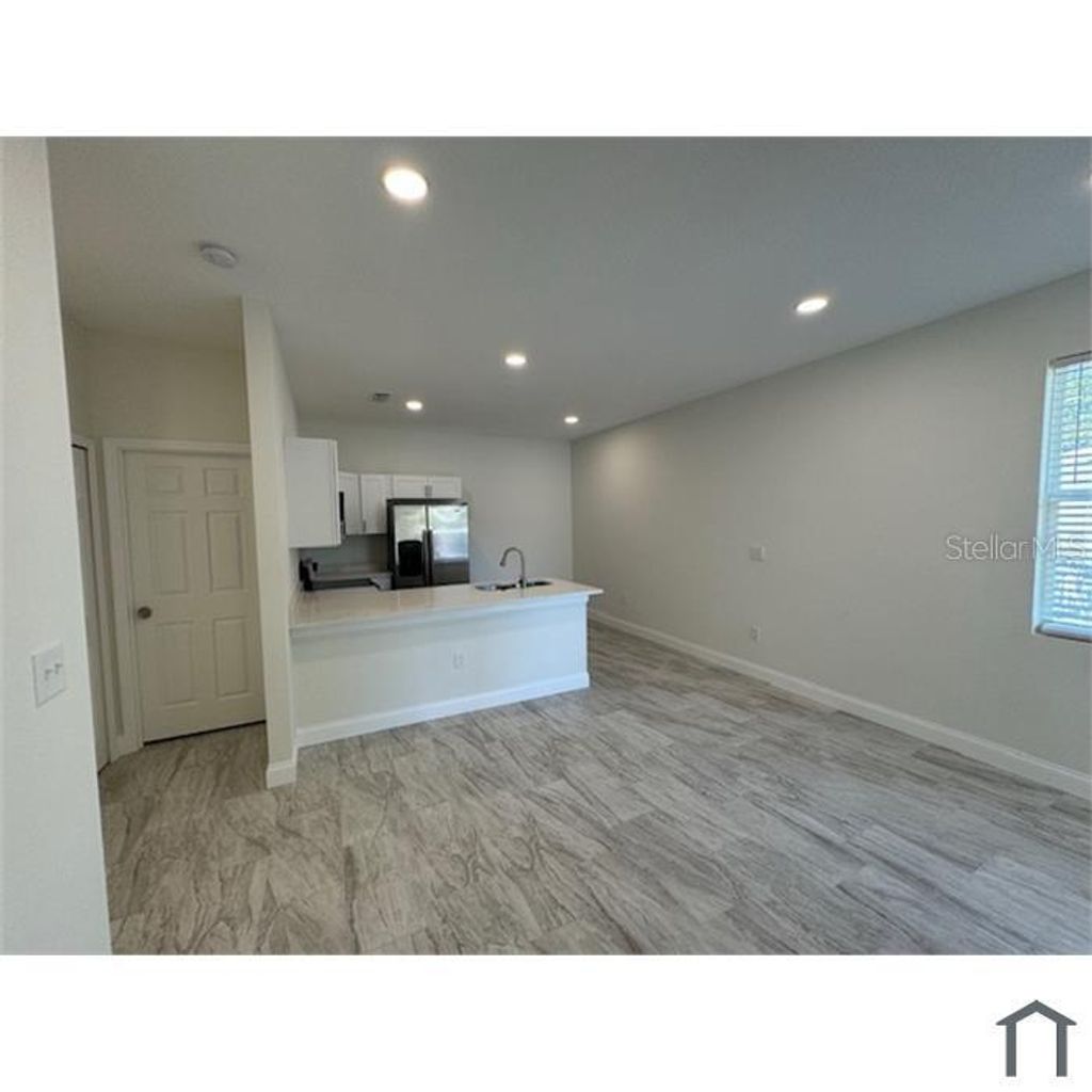 Photo of 612 S 6th Street, Lake Wales, FL 33853 (MLS # O6364630)