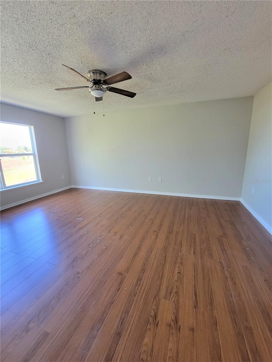 STONEMEADE PH 05 49 62 - Residential Lease