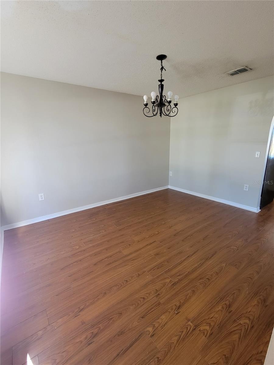 STONEMEADE PH 05 49 62 - Residential Lease