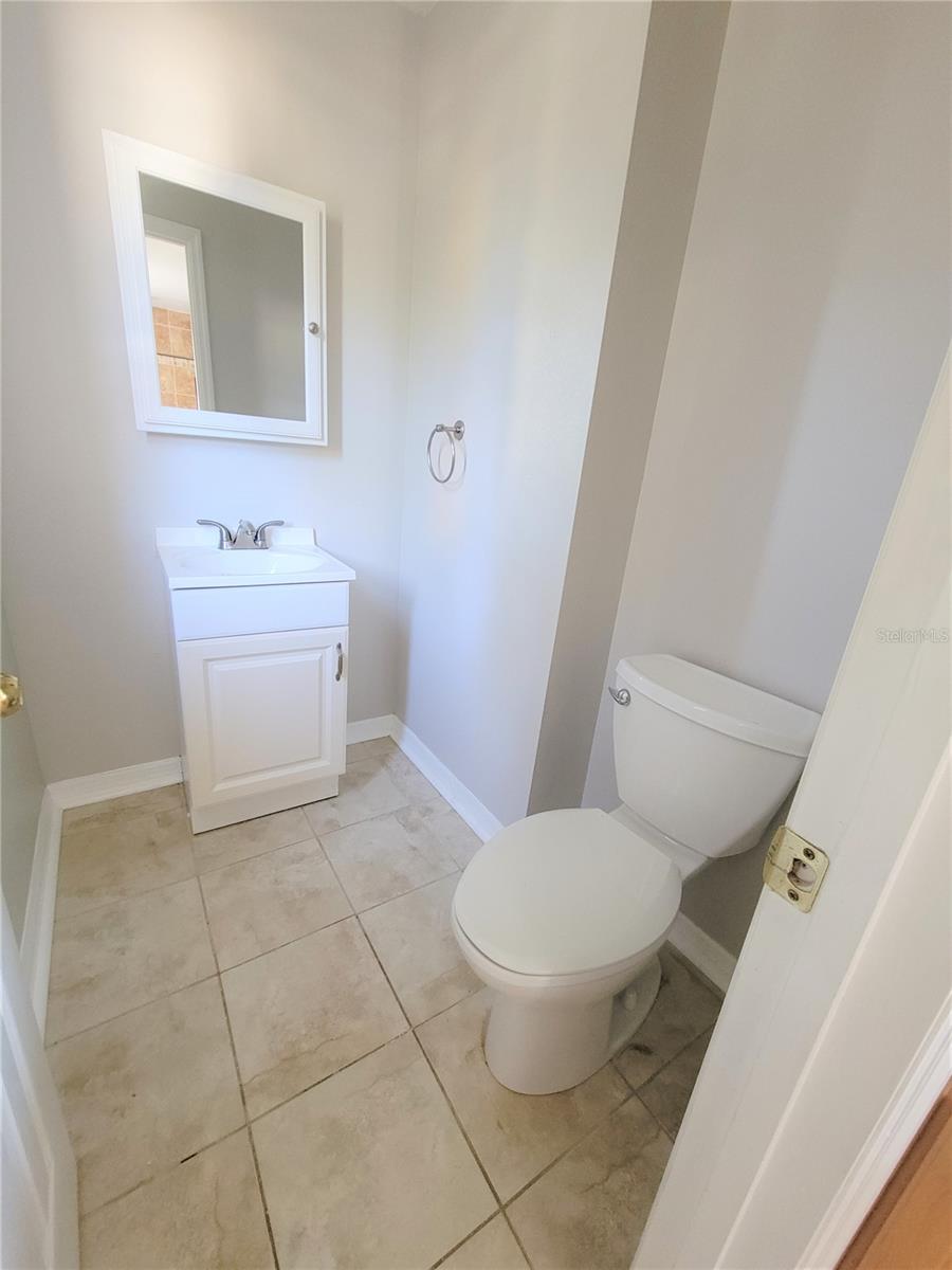 STONEMEADE PH 05 49 62 - Residential Lease