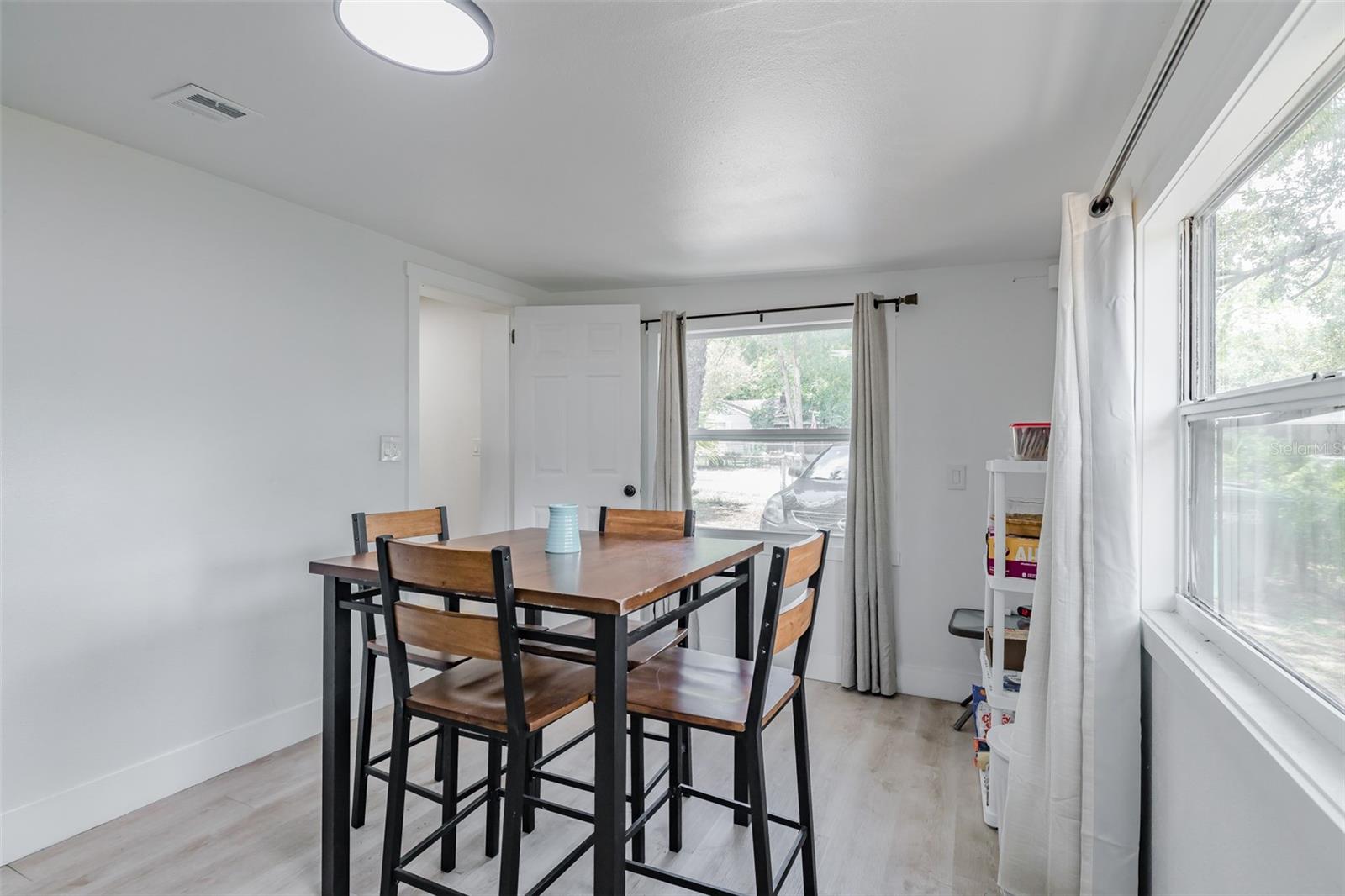 MANOR HILLS SUB - Residential