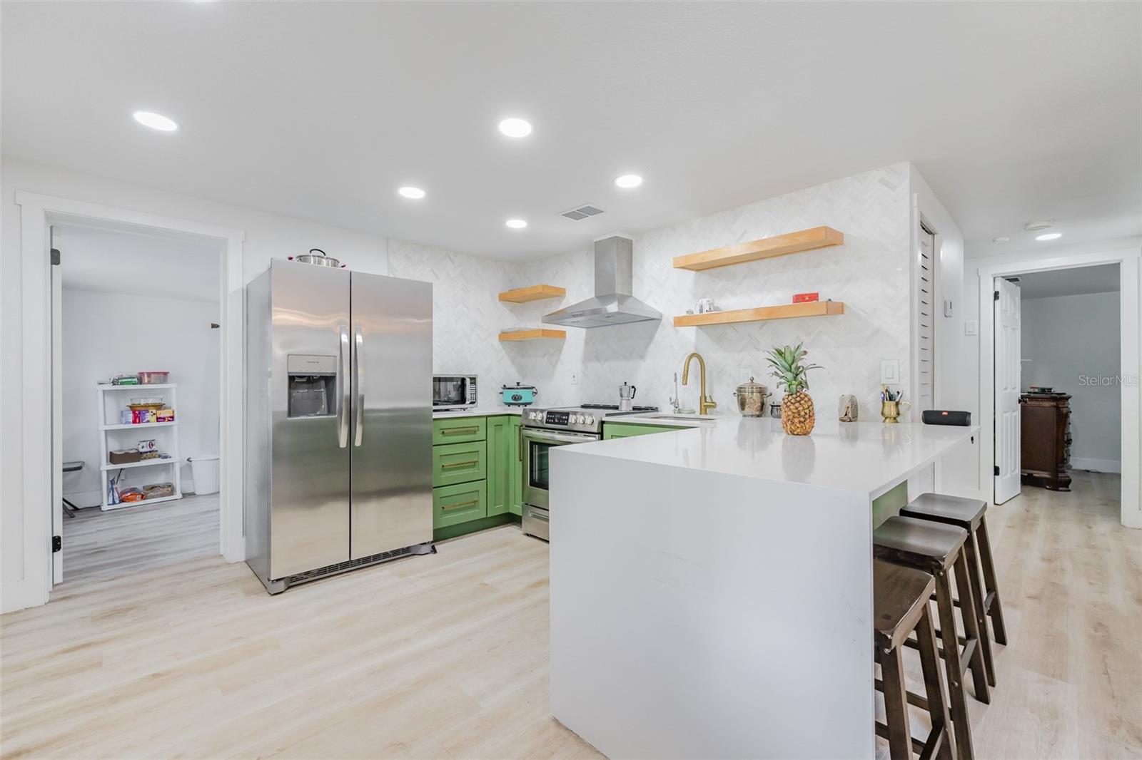 MANOR HILLS SUB - Residential