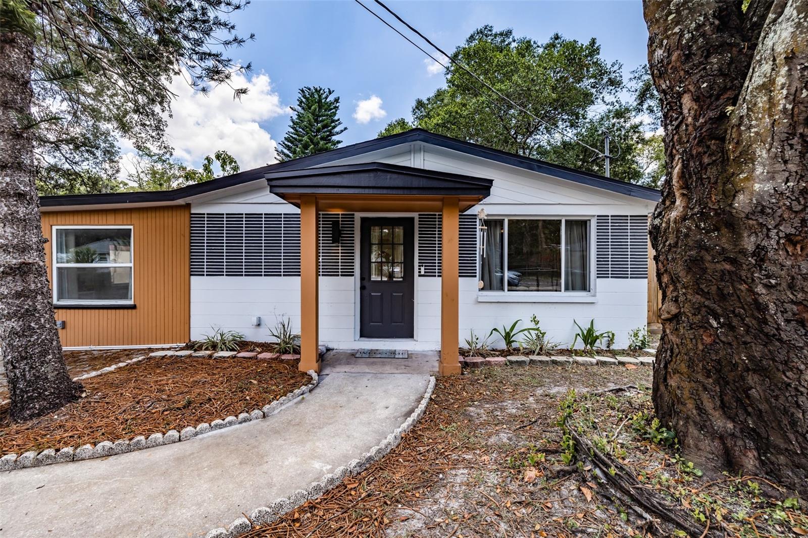 MANOR HILLS SUB - Residential