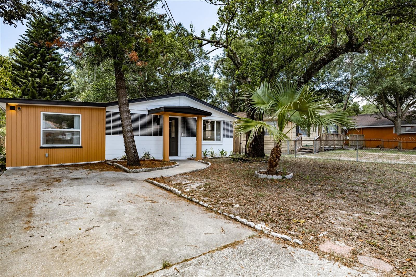 MANOR HILLS SUB - Residential
