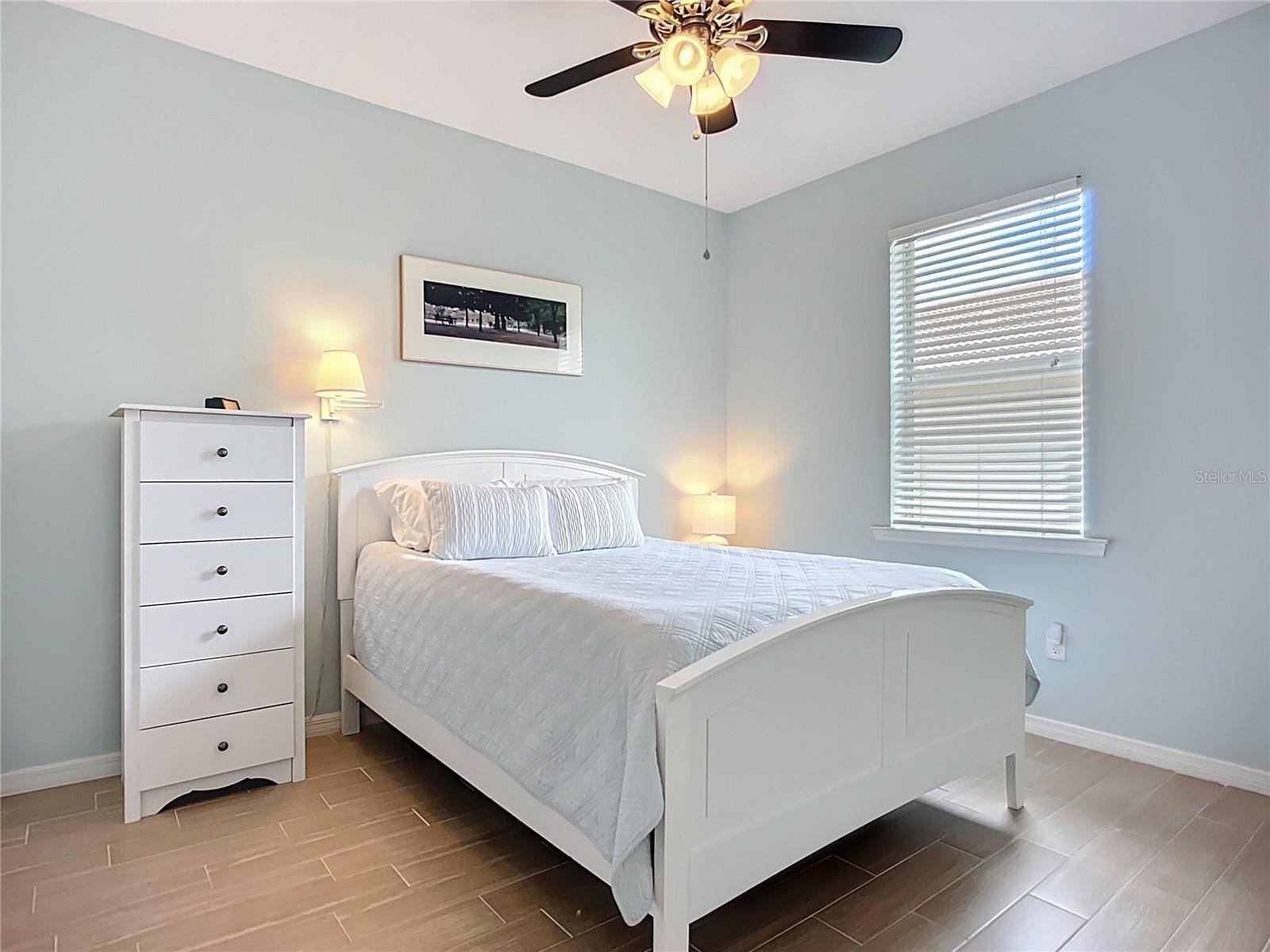 TALON BAY - Residential