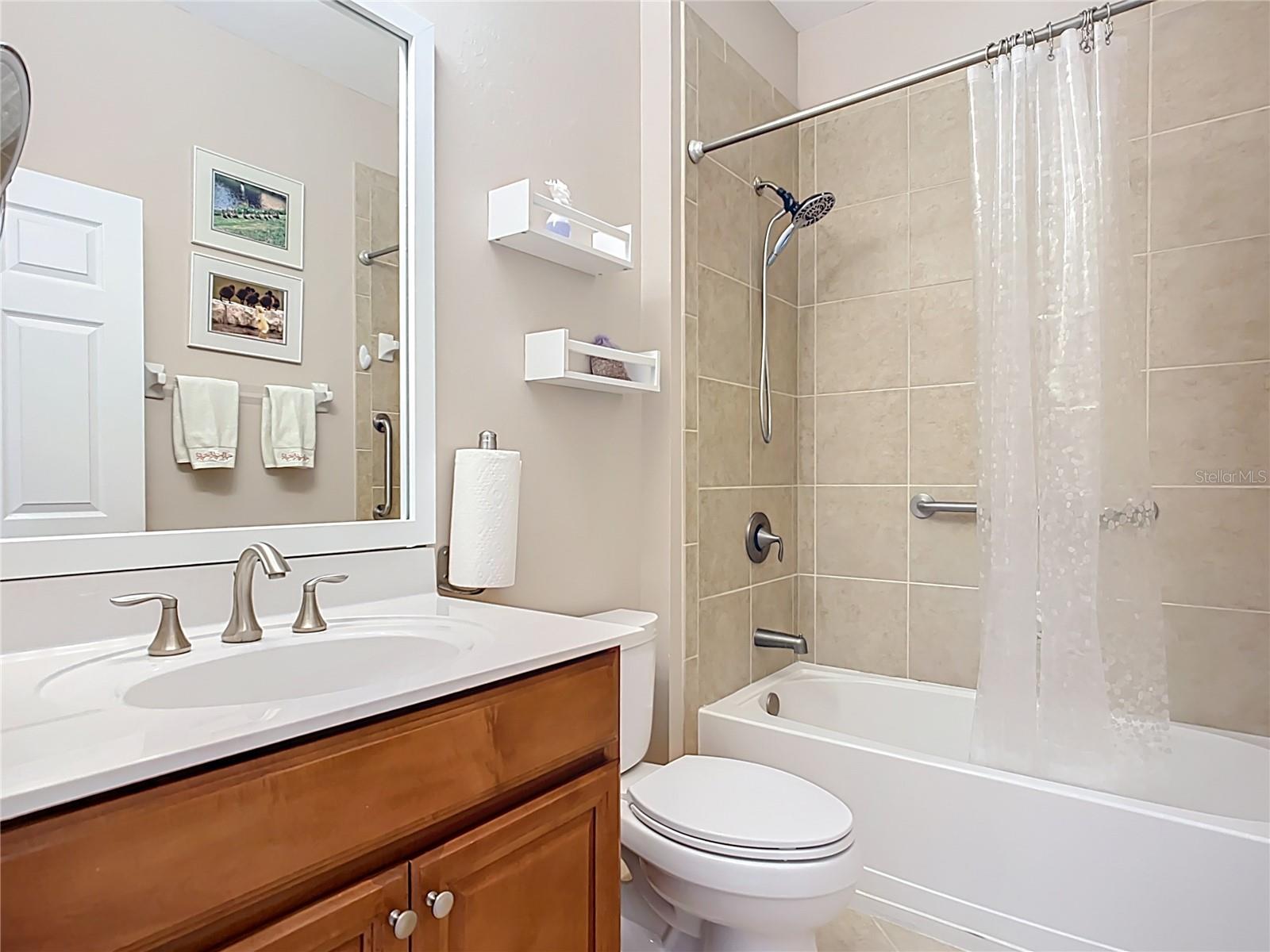 TALON BAY - Residential