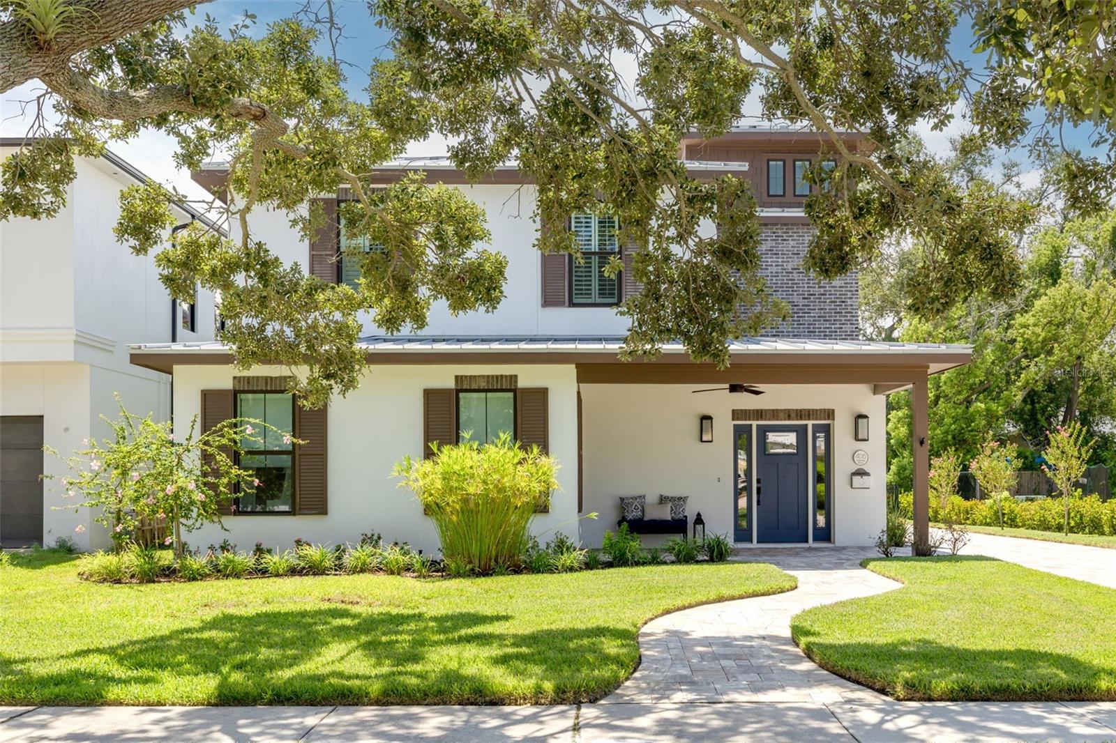 405 JASMINE WAY