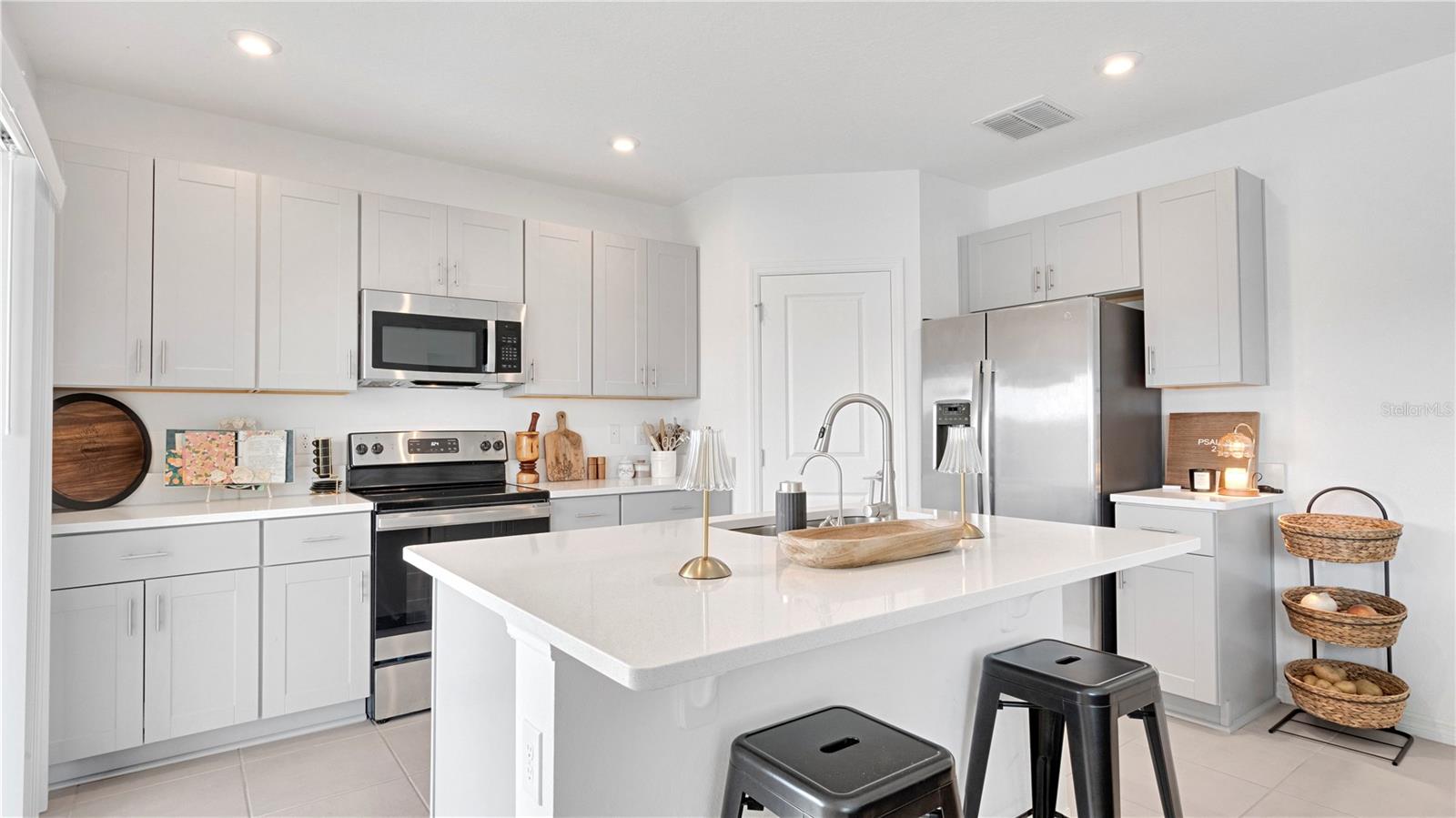 ESTATES AT SOUTHERN PINES - Residential