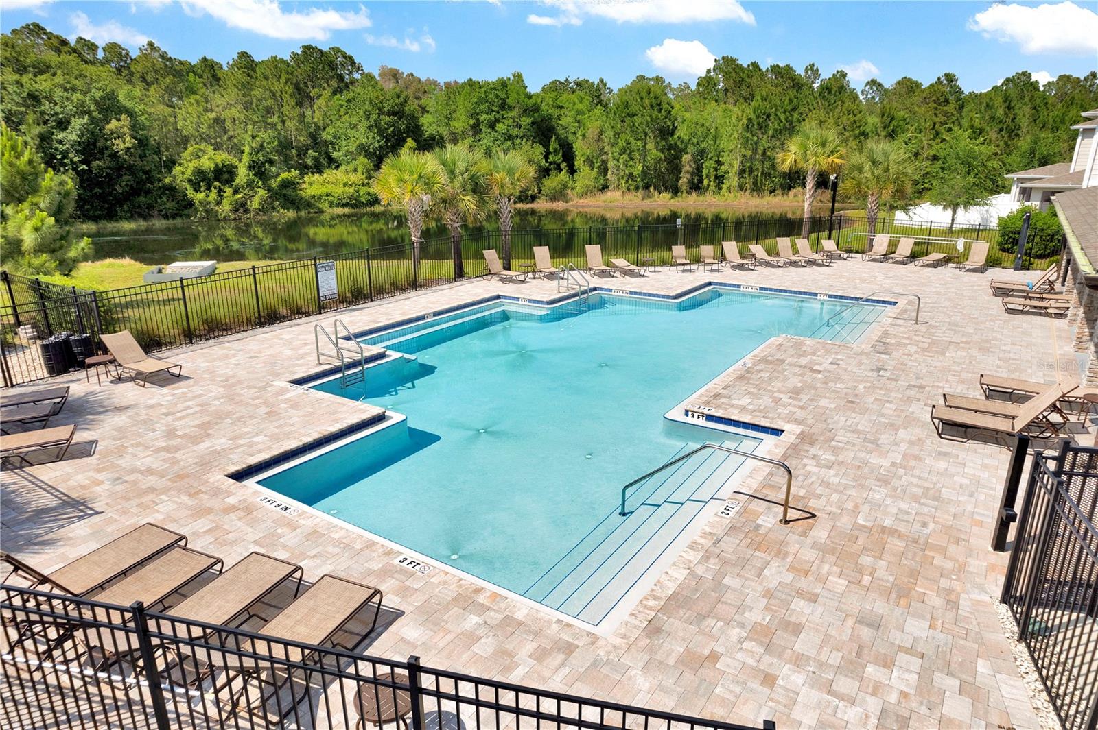ESTATES AT SOUTHERN PINES - Residential