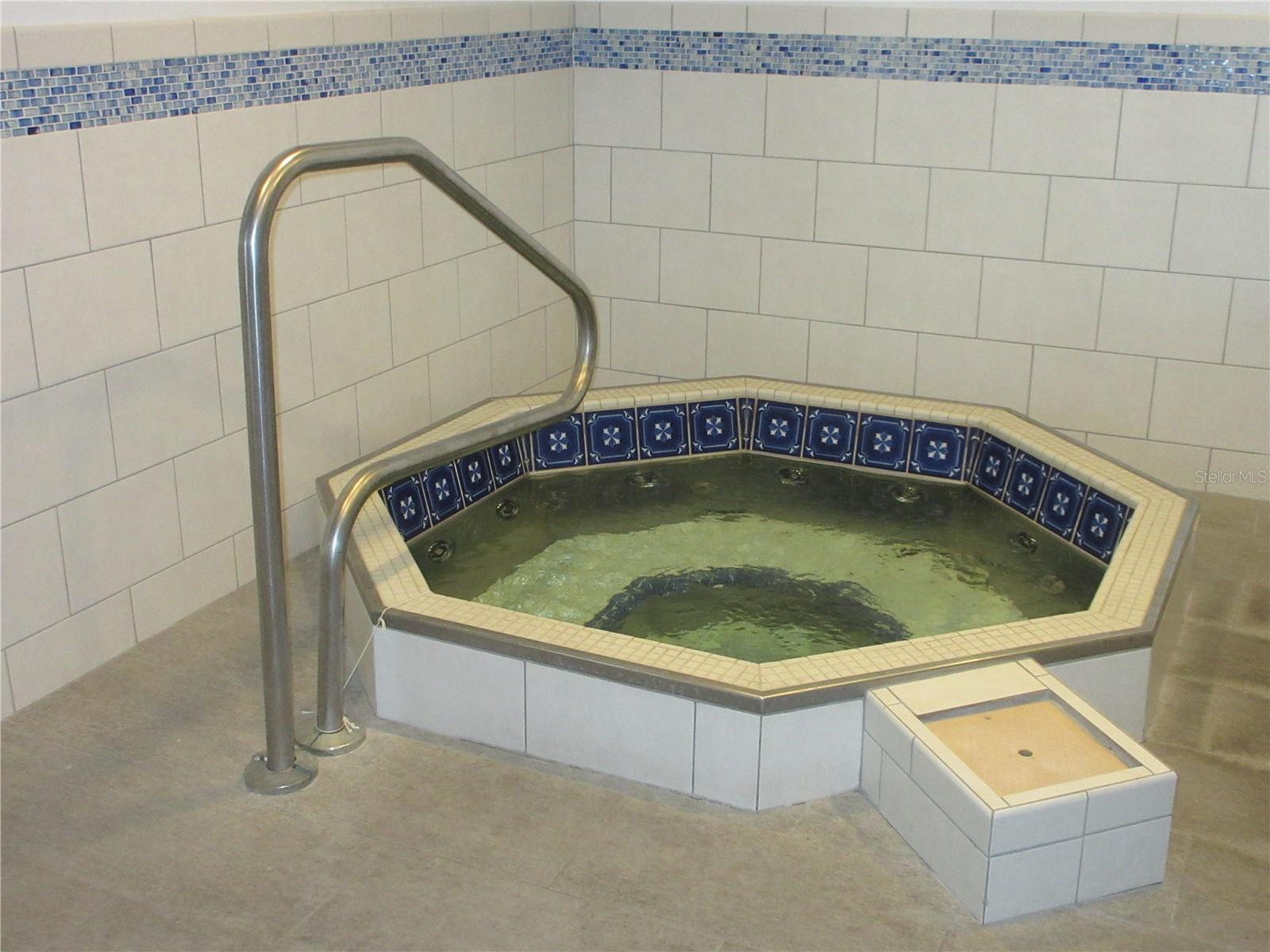 OCEANS ATRIUM CONDO - Residential