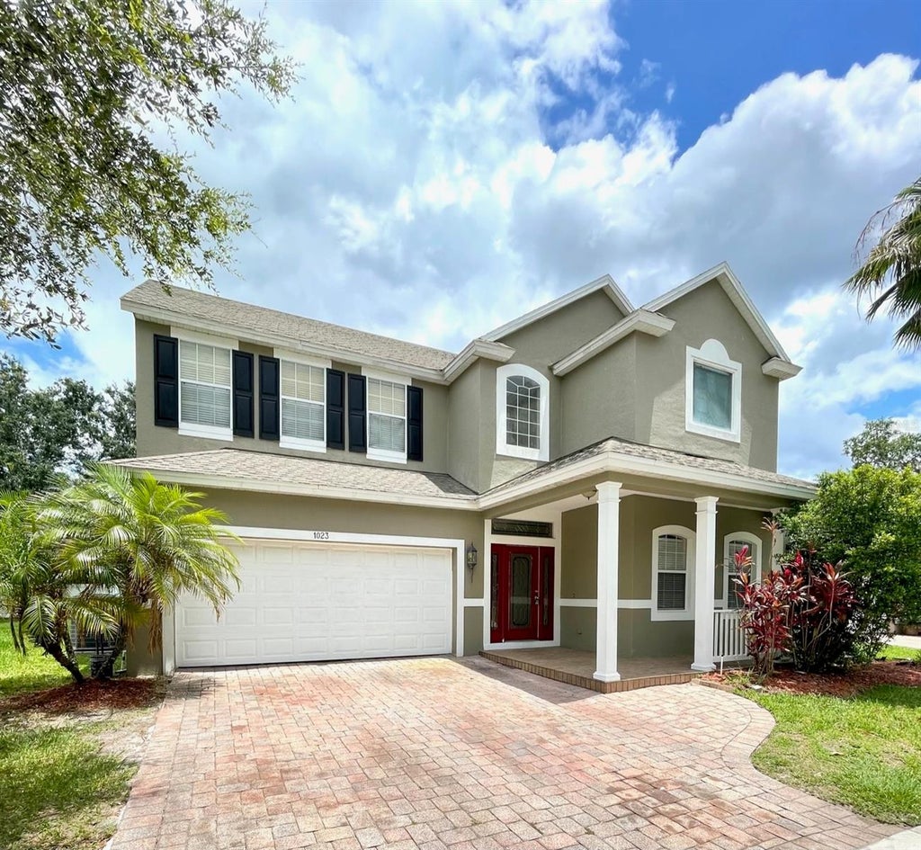 Photo of 1023 Whirlaway Drive, Kissimmee, FL 34744 (MLS # O6436597)