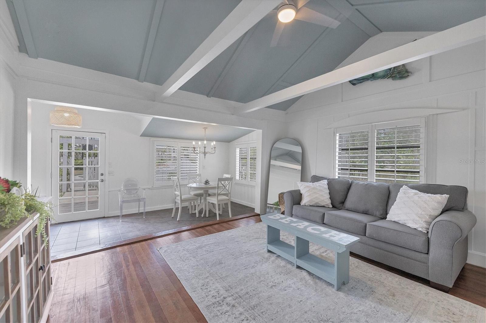 ACREAGE & UNREC - Residential