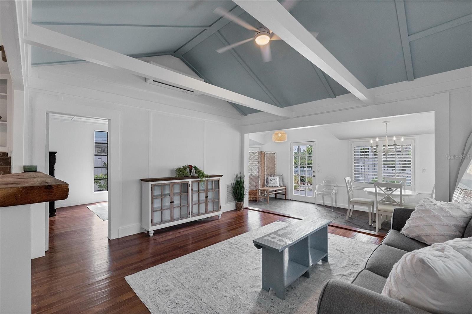 ACREAGE & UNREC - Residential