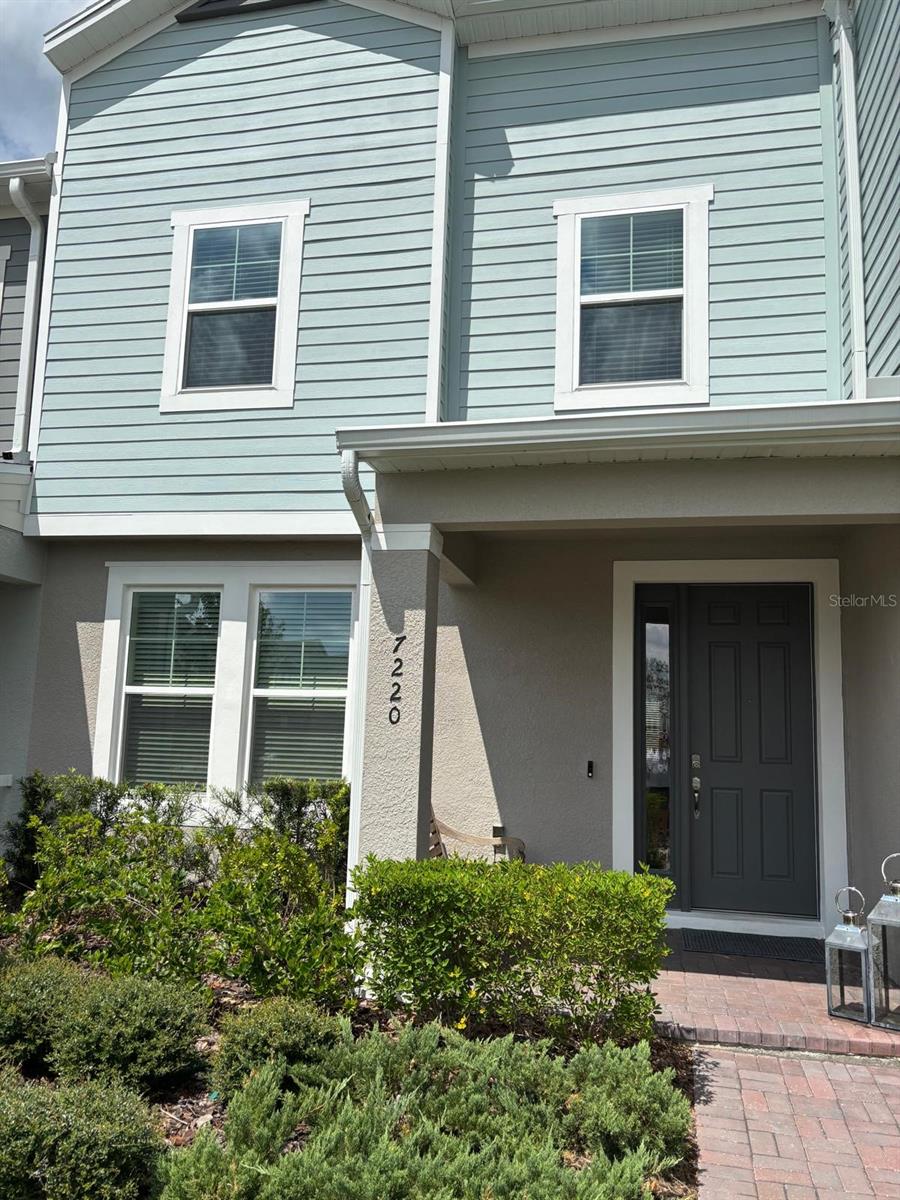 Step into this exceptional 2023-built townhome located in the vibrant Horizons West community of Winter Garden. Designed with comfort and functionality in mind, it offers 3 generously sized bedrooms and 3 full baths. The open-concept floor plan connects the kitchen, dining, and living areas, creating a bright and welcoming space for everyday living and entertaining. The modern kitchen showcases a large island with seating for three, perfect for casual meals or gatherings. Upstairs, enjoy the convenience of an interior laundry room, while the detached 2-car garage adds extra practicality. Mezzano by Park Square Homes places you within minutes of shopping, dining, hospitals, theme parks, and endless leisure activities. With quick access to major roadways, this home delivers the perfect blend of style, location, and lifestyle.