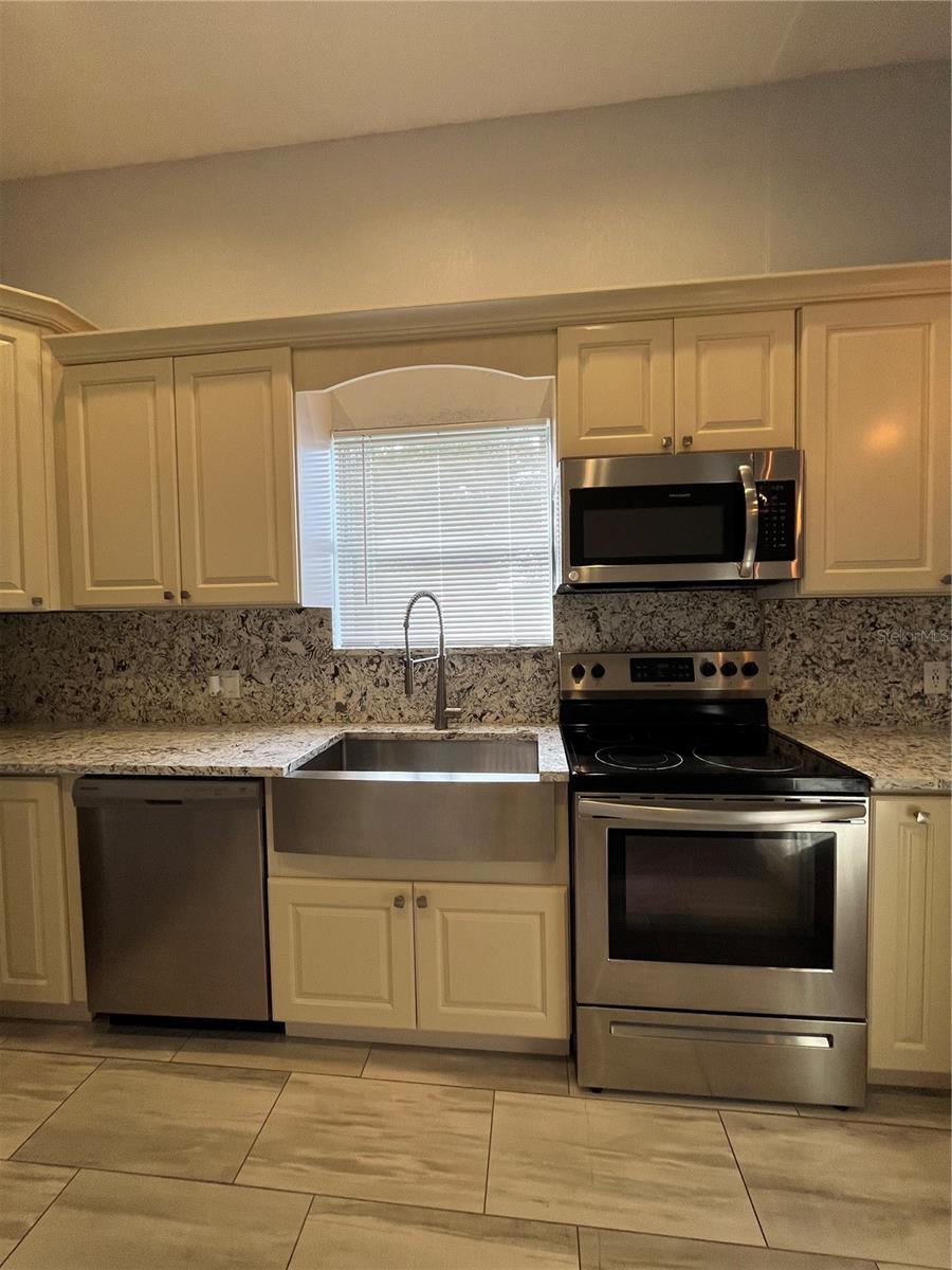 MAC FARLANES REV MAP OF ADD - Residential Lease