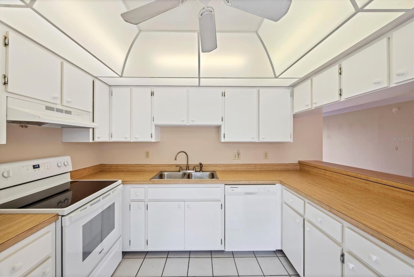 BIRD BAY II - Residential