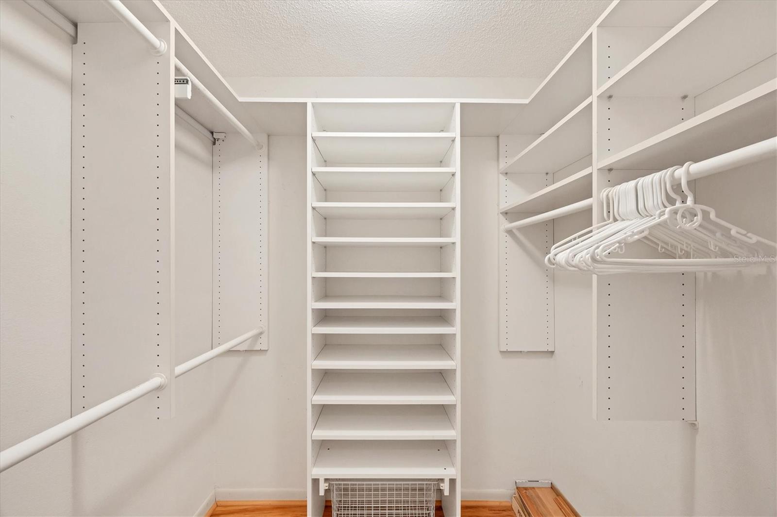 BIRD BAY II - Residential