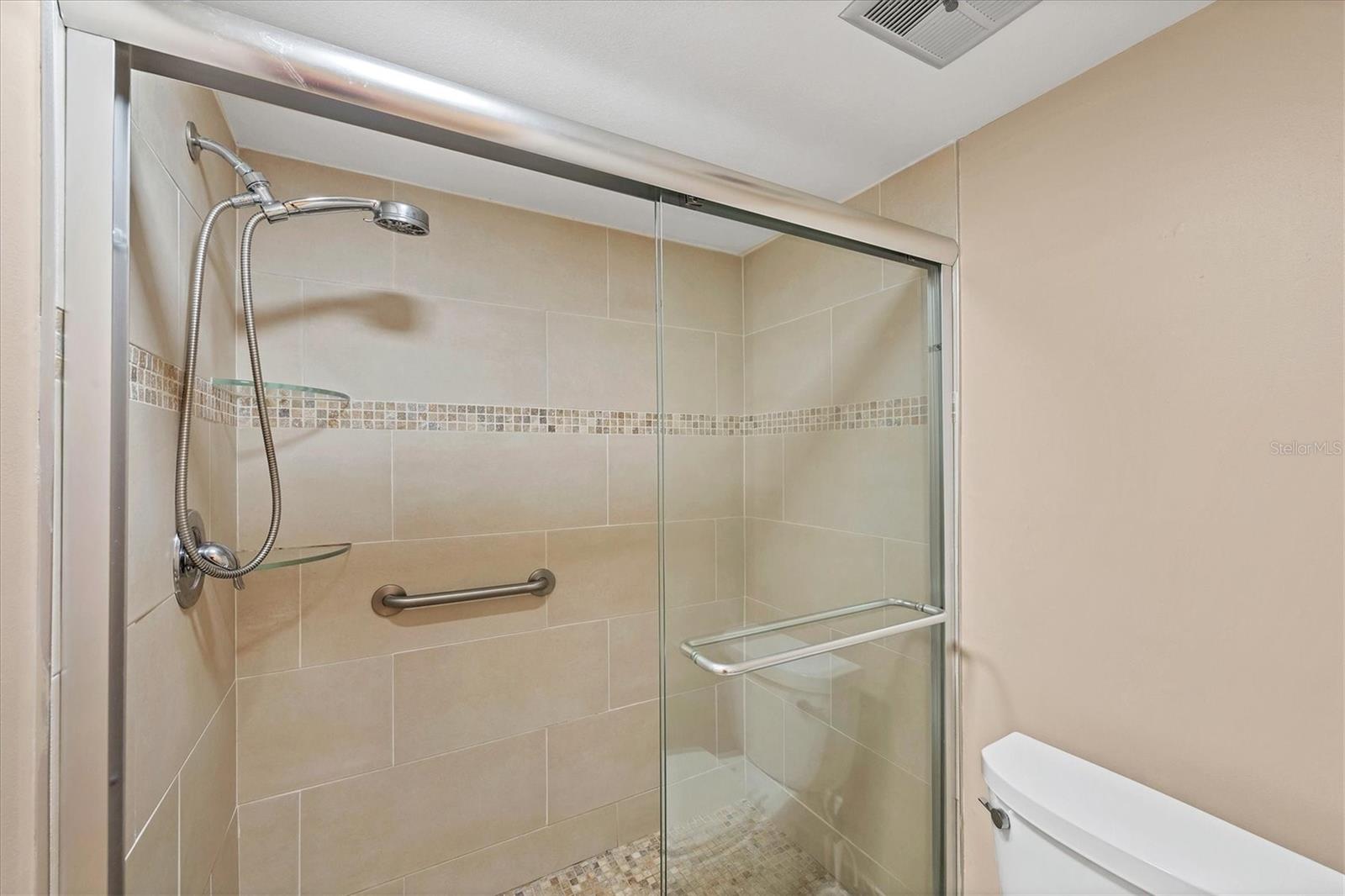 BIRD BAY II - Residential