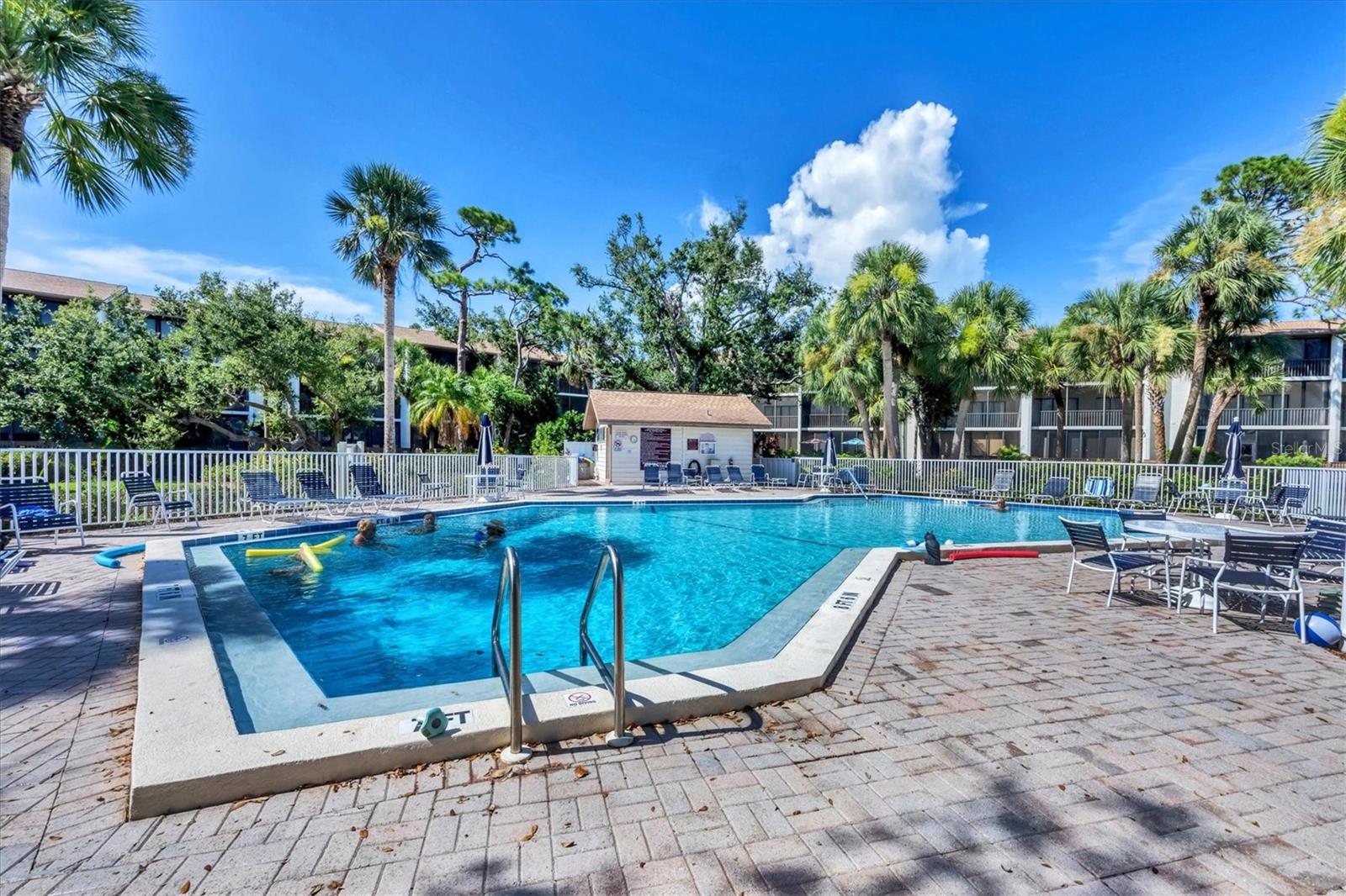 BIRD BAY II - Residential