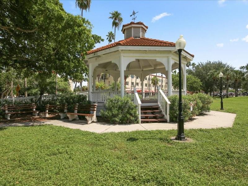 BIRD BAY II - Residential