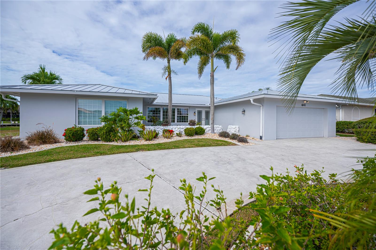PUNTA GORDA ISLES SEC 5 - Residential