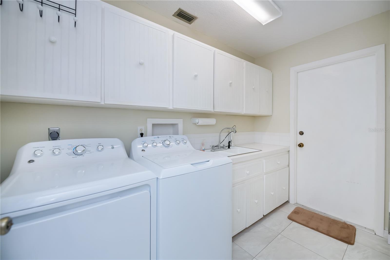 PUNTA GORDA ISLES SEC 5 - Residential